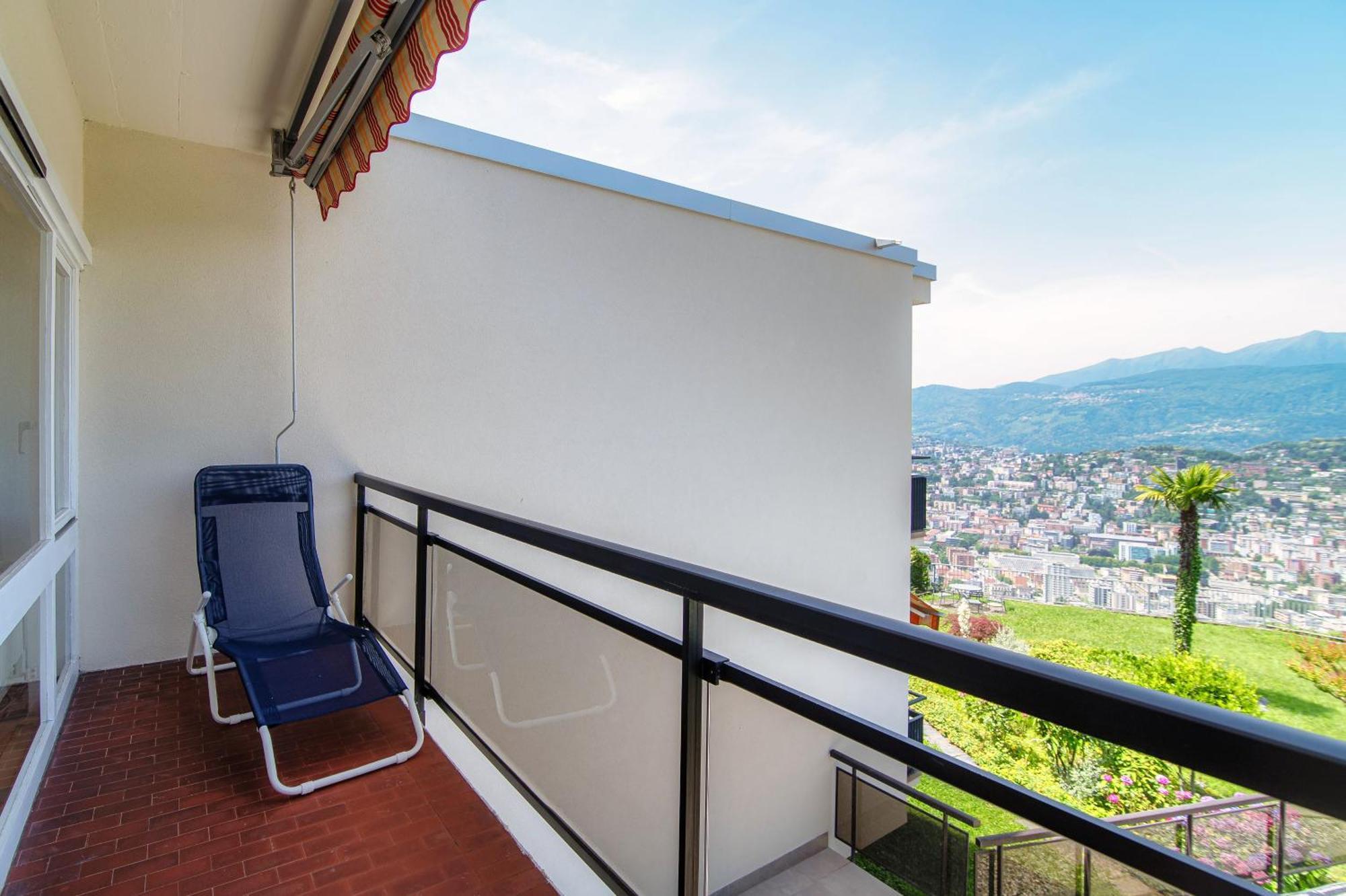 Aldesago View By Quokka 360 - Flat With A Breathtaking View Appartamento
